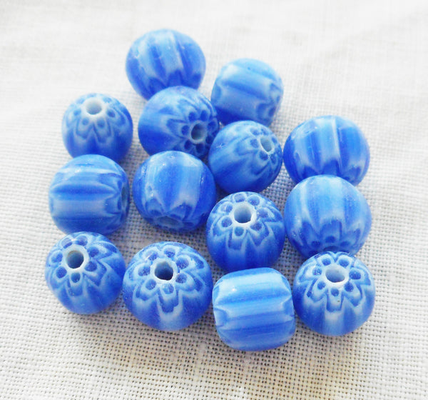 Lot of 25 blue and white striped chevron glass Beads 6 x 7mm C1401