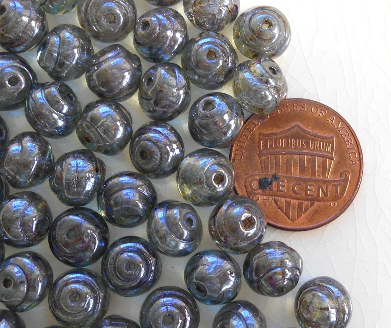 Lot of 25 8mm Czech Lumi Green Baroque iridescent gray snail beads, C4425 - Glorious Glass Beads