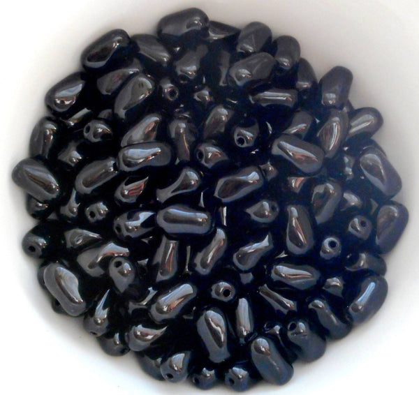 Lot of 25 9mm x 6mm Opaque Jet Black Czech glass twisted oval beads, C5425