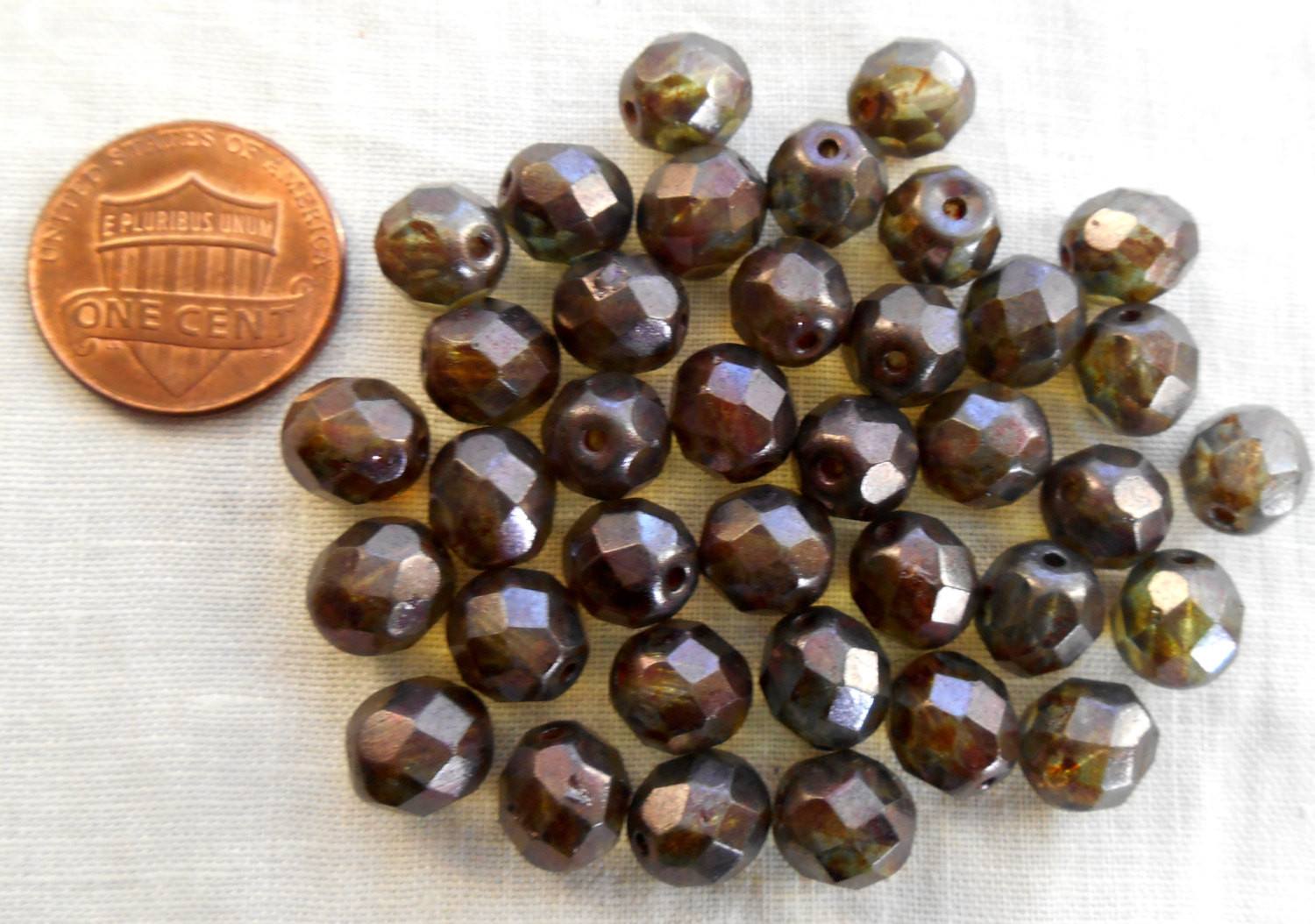 Lot of 25 8mm Lumi Green faceted, firepolished round Czech glass beads, C7725 - Glorious Glass Beads