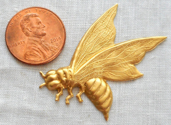 One raw brass art nouveau, Victorian honey bee, pendant, charm, medium brass stamping, 43mm x 38mm, made in the USA, C7401 - Glorious Glass Beads