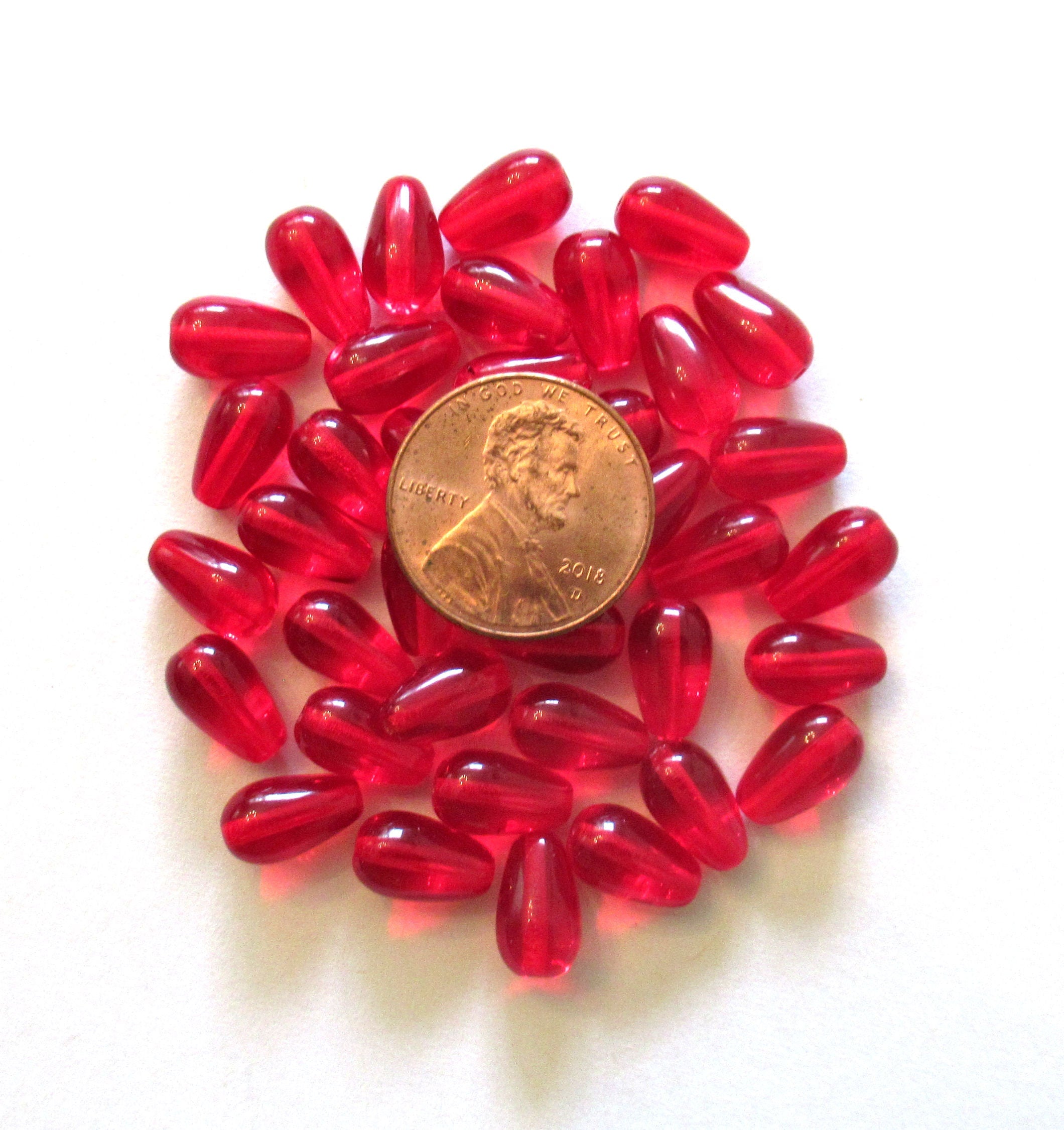 Lot of 25 siam red glass drop beads - smooth teardrop beads - 10 x 6mm C0004