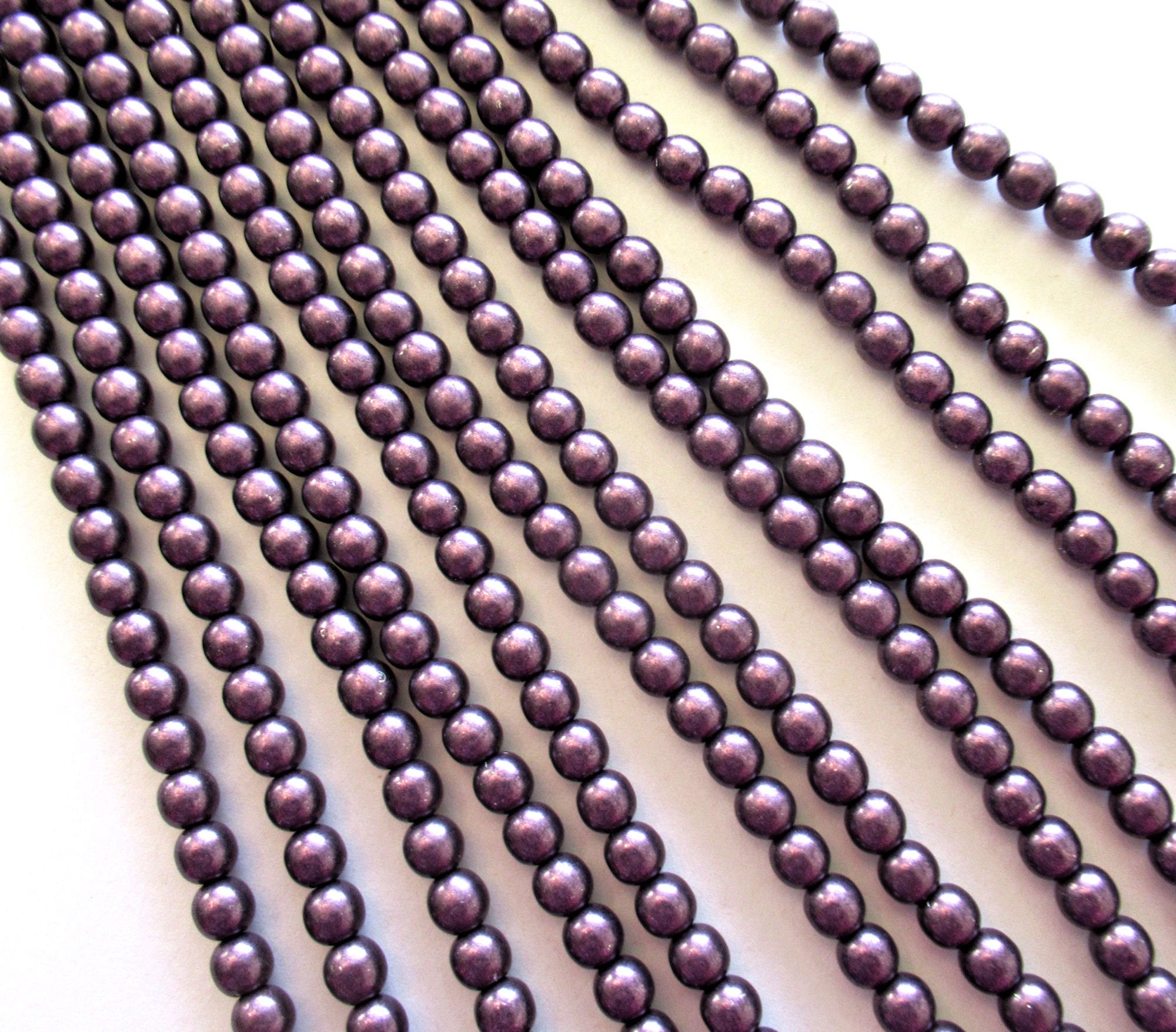 Fifty 6mm Czech glass druks - Saturated Matte Metallic Tawny Port - amethyst - purple - smooth round druk beads C0027