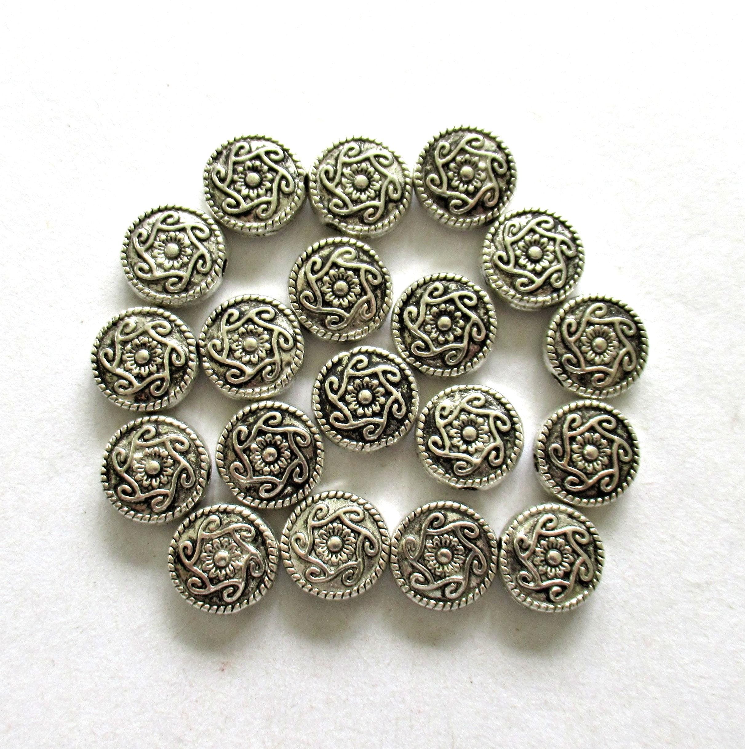 Antique Tibetan style - silver tone metal alloy beads - 10mm ornate coin beads - 20 pieces - C0098