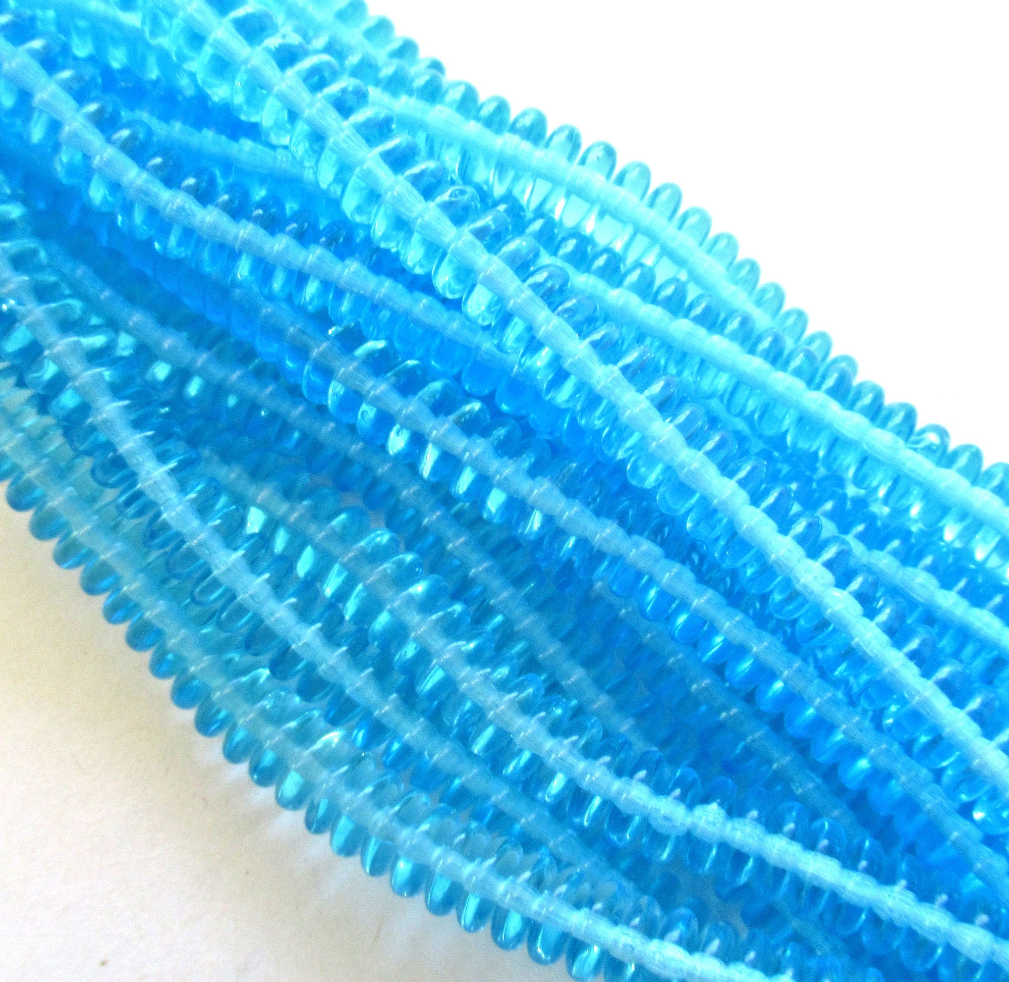 Lot of 50 6mm Czech glass rondelle beads - transparent aqua blue flat spacers or rondelles C0054