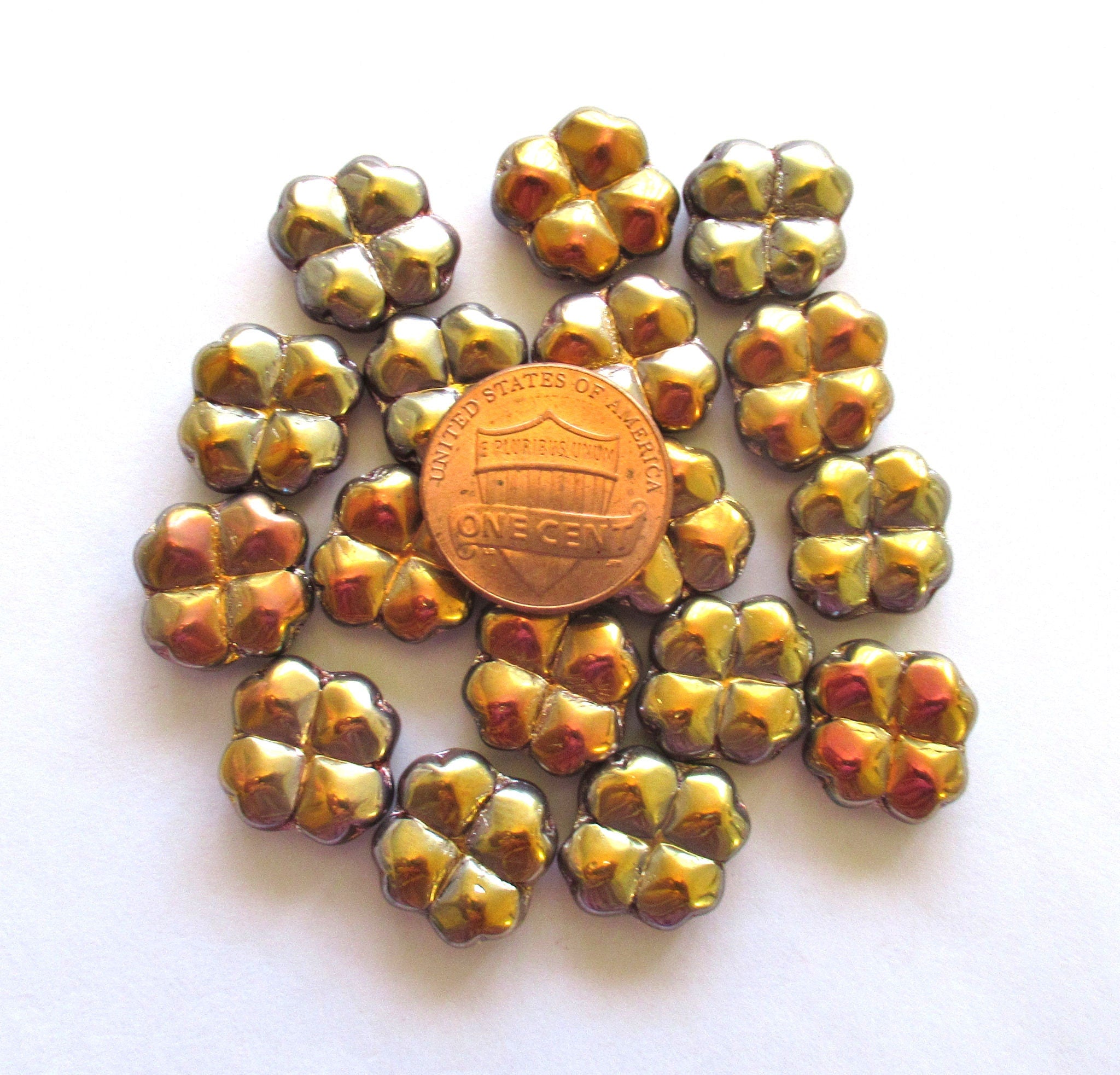 Eight 15mm Czech glass clover beads - two tone metallic gold four leaf clover shaped beads - 00011