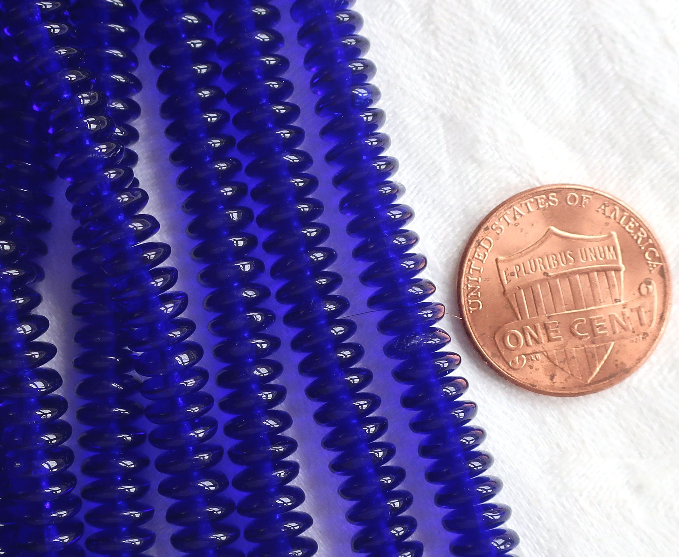 Lot of 50 6mm Czech glass rondelle beads, transparent cobalt blue flat spacers or rondelles C8801