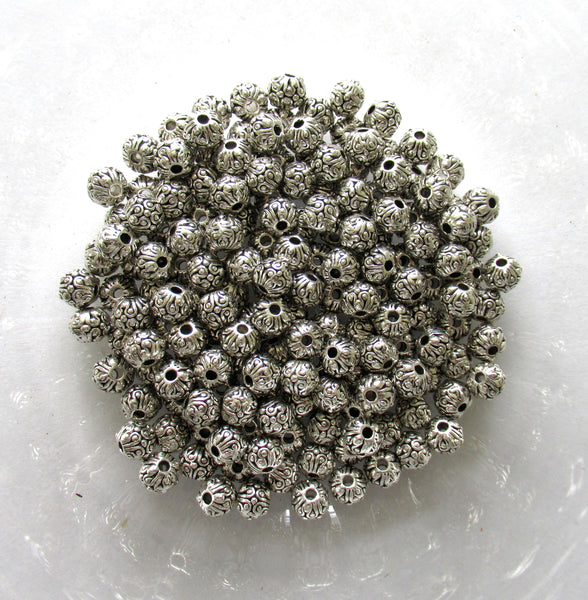 Antique Tibetan style - silver tone metal alloy beads - 5mm - ornate round beads - 30 pieces - C0087