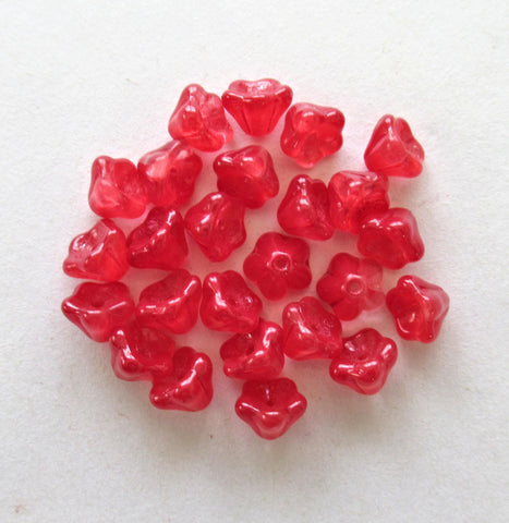 25 Czech glass bell flower beads - dark raspberry pink pressed glass bellflower beads - 8 x 6mm - C3230