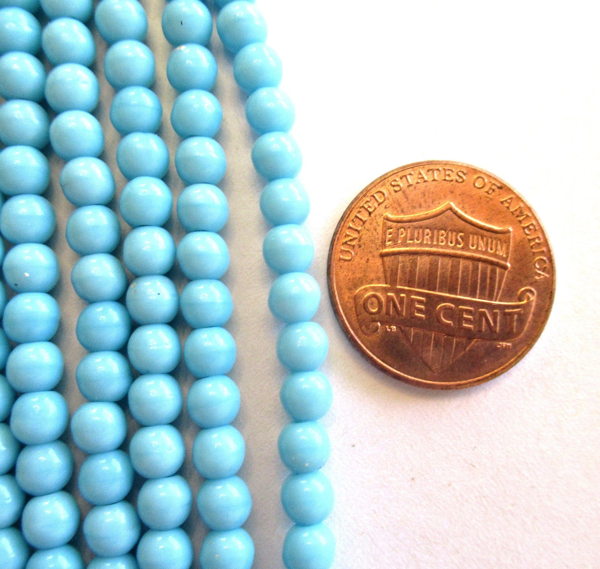 Lot of 100 4mm opaque baby blue glass Czech druk beads - turquoise blue smooth round druks, C0006
