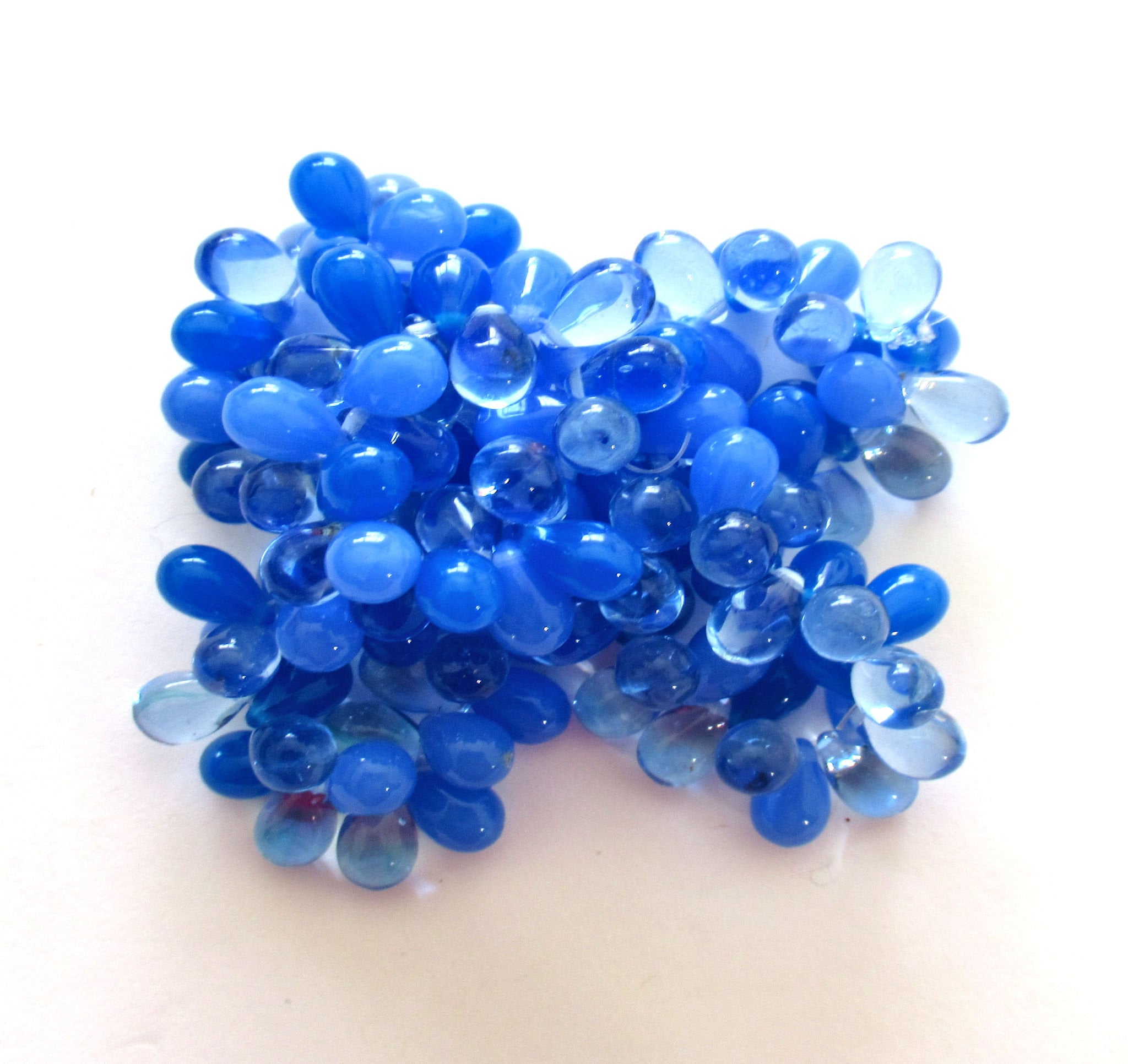 Lot of 25 Czech glass drop beads - transparent and milky translucent mix of sapphire blue - smooth teardrop beads - 9 x 6mm C0049