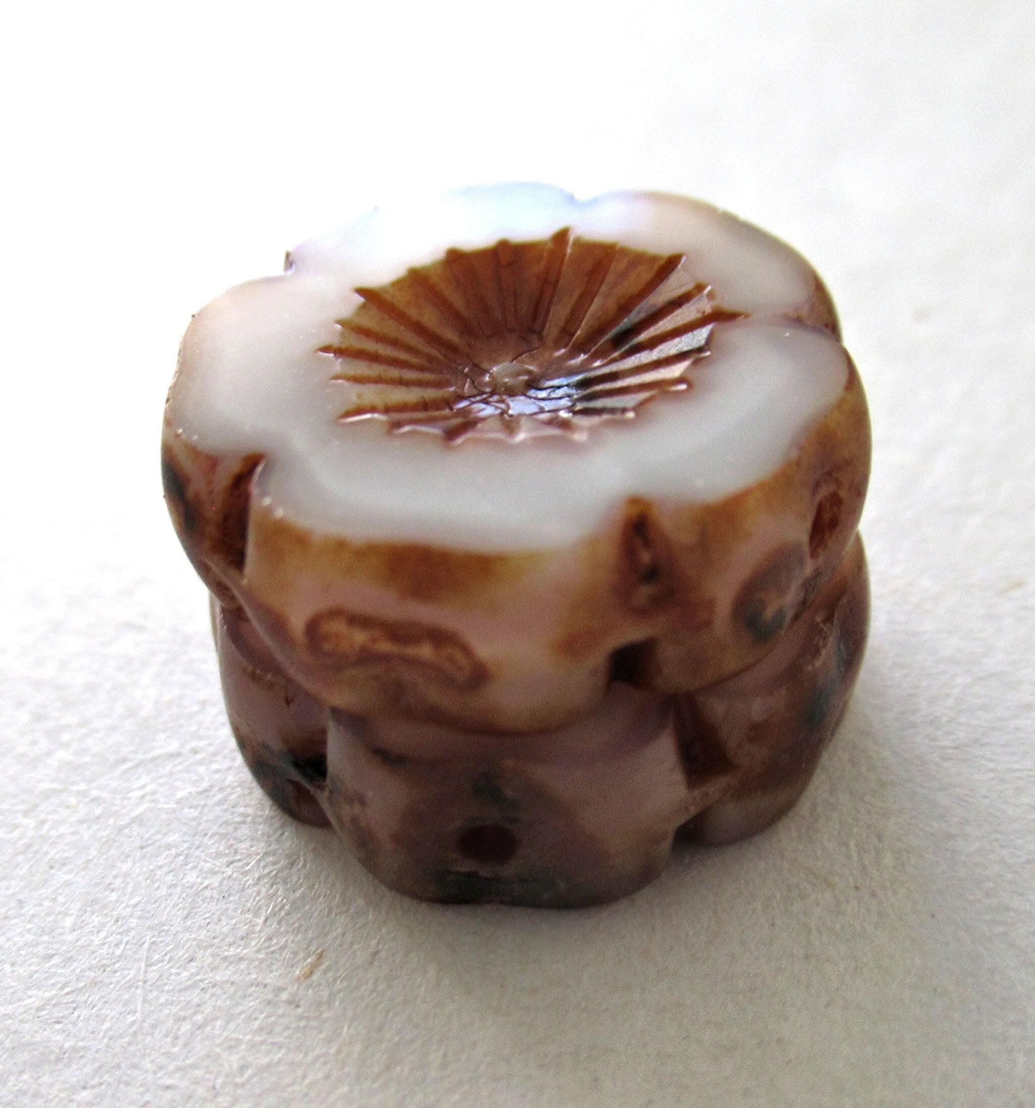 Five 16mm Czech glass flower beads - silky marbled white picasso table cut, carved, Hawaiian flower beads C00871