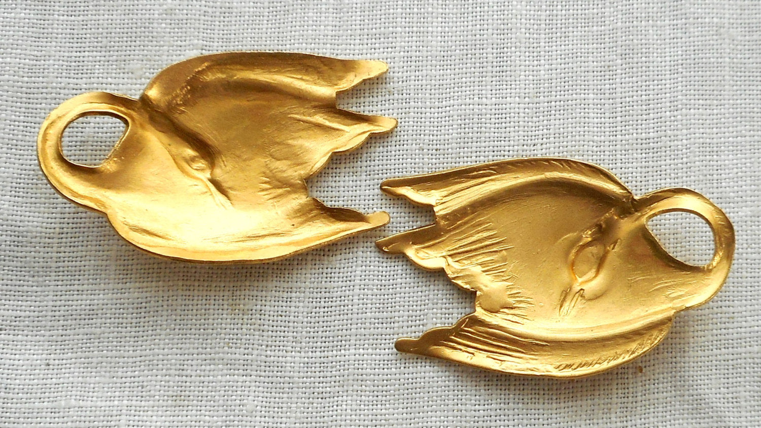 Two raw brass swan, swans, pendants, charms, brass stampings, 1" in by .625" in. made in the USA6301 - Glorious Glass Beads
