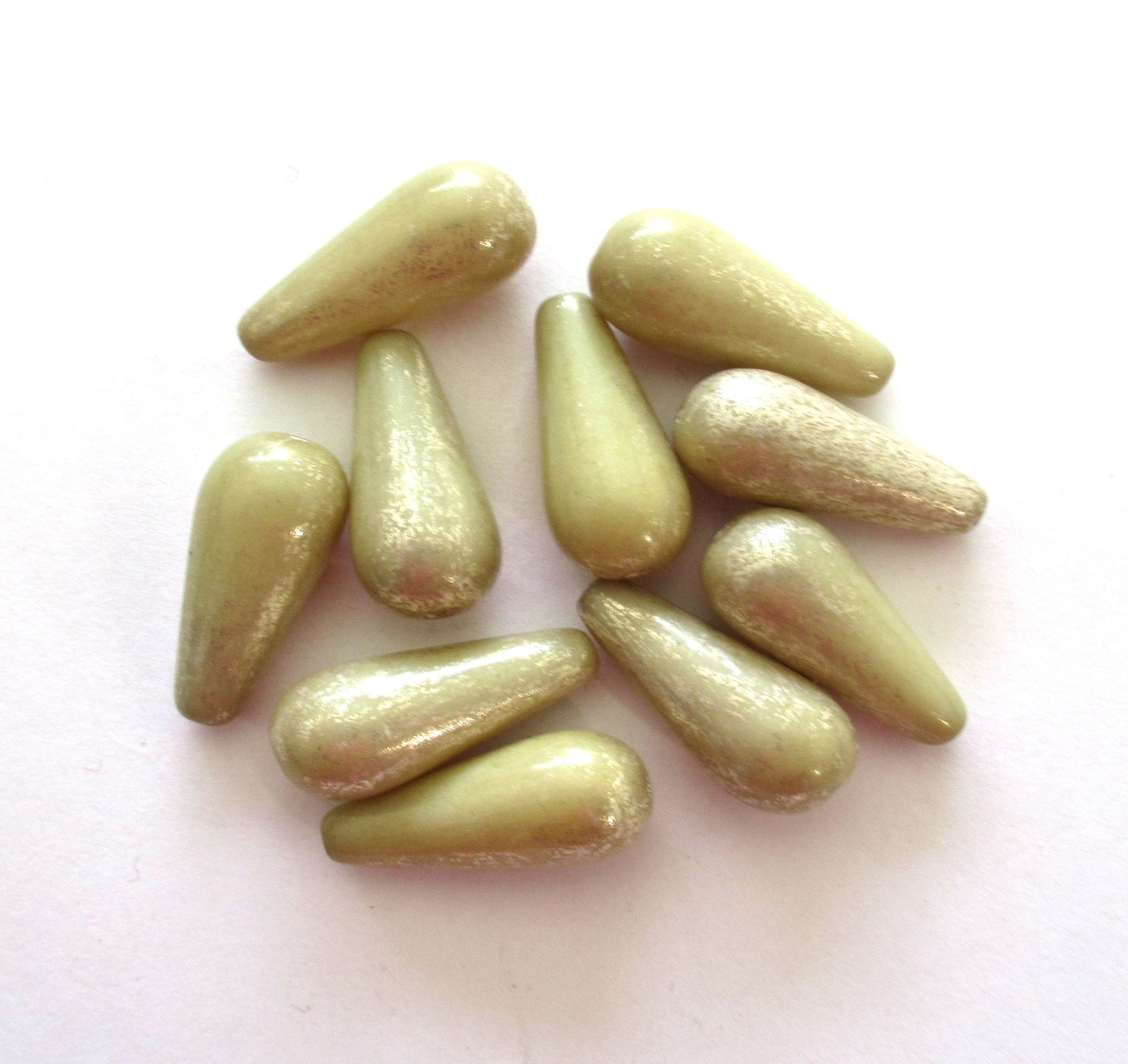 Six Czech glass teardrop beads - off white ivory /w splotchy silver mercury finish - 9 x 20mm elongated drop beads 00087