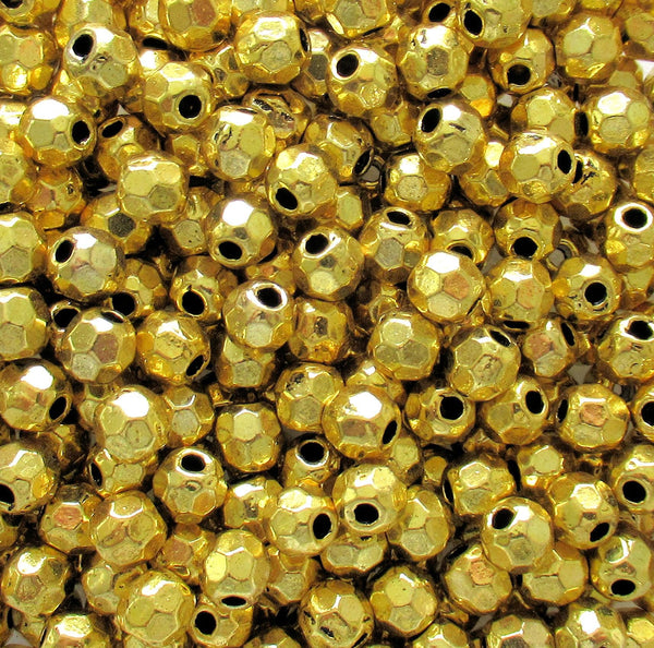 Gold tone metal alloy beads - 5mm - faceted round beads - 30 pieces - C0074