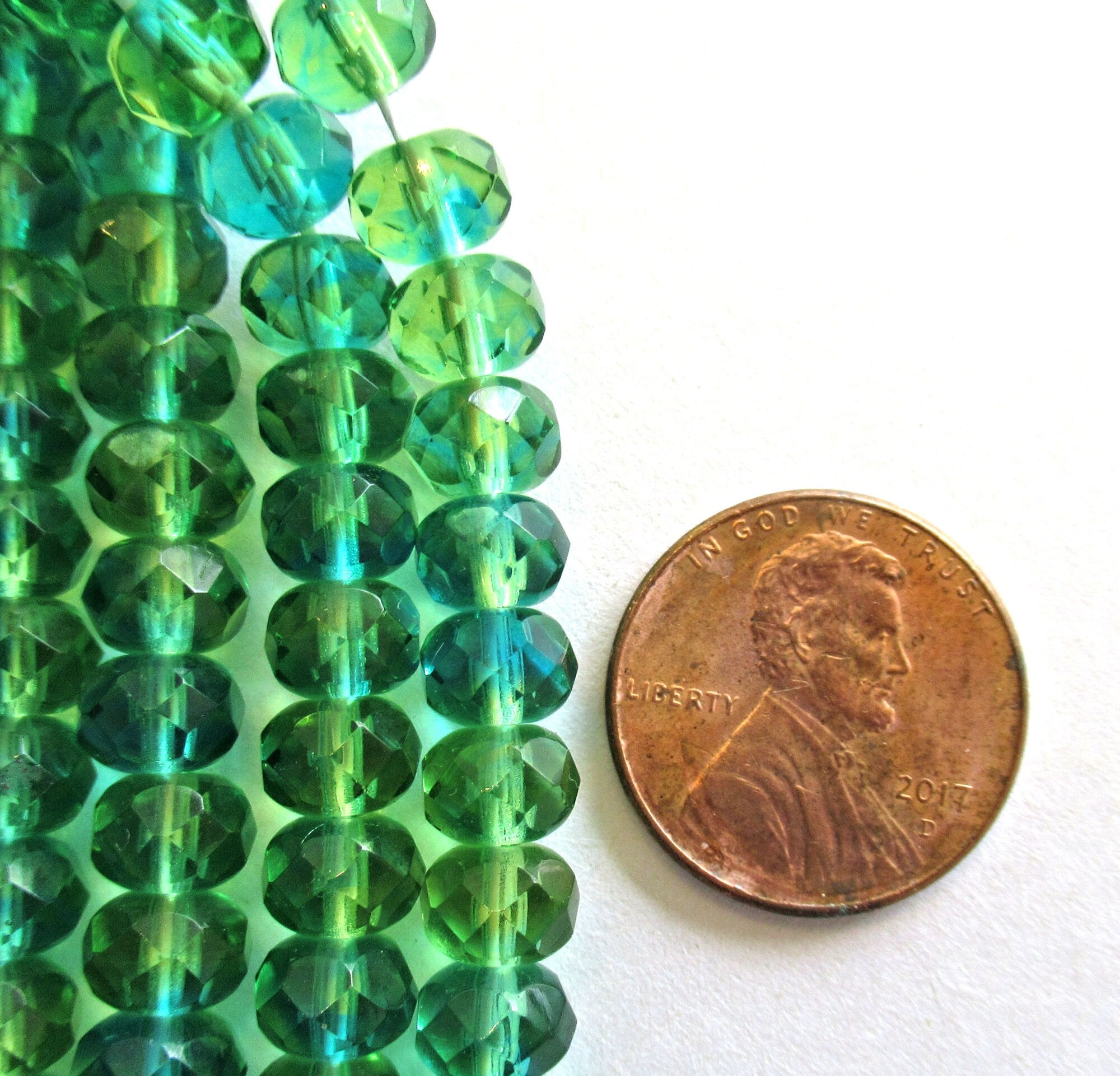 25 faceted Czech glass puffy rondelle beads - 5 x 7mm transparent green and blue mix rondelles - faceted fire polished beads - 00051