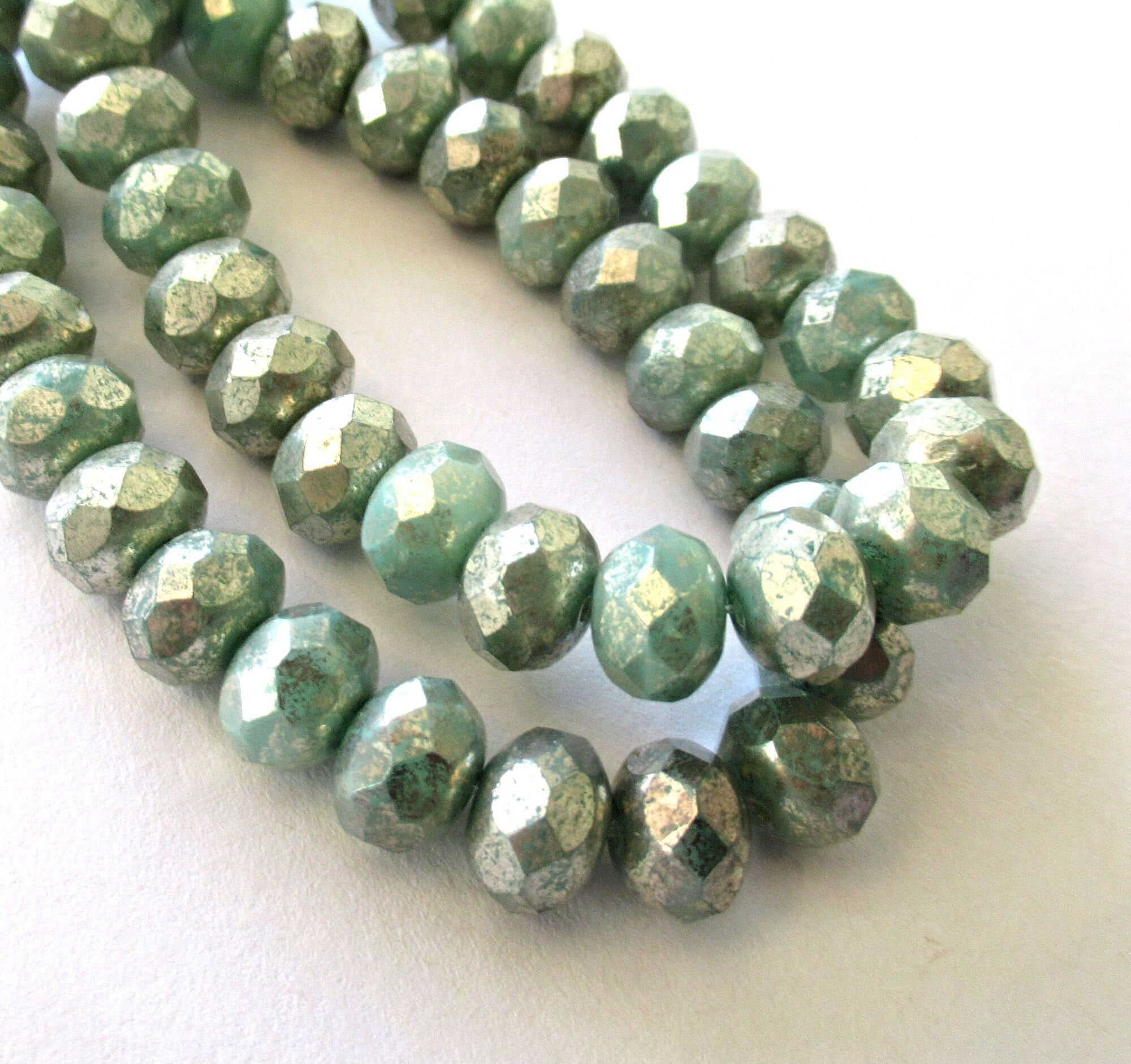 25 Czech glass puffy rondelle beads - blue green with a heavy silver mercury picasso finish - 6 x 8mm faceted Czech glass rondelles 00822