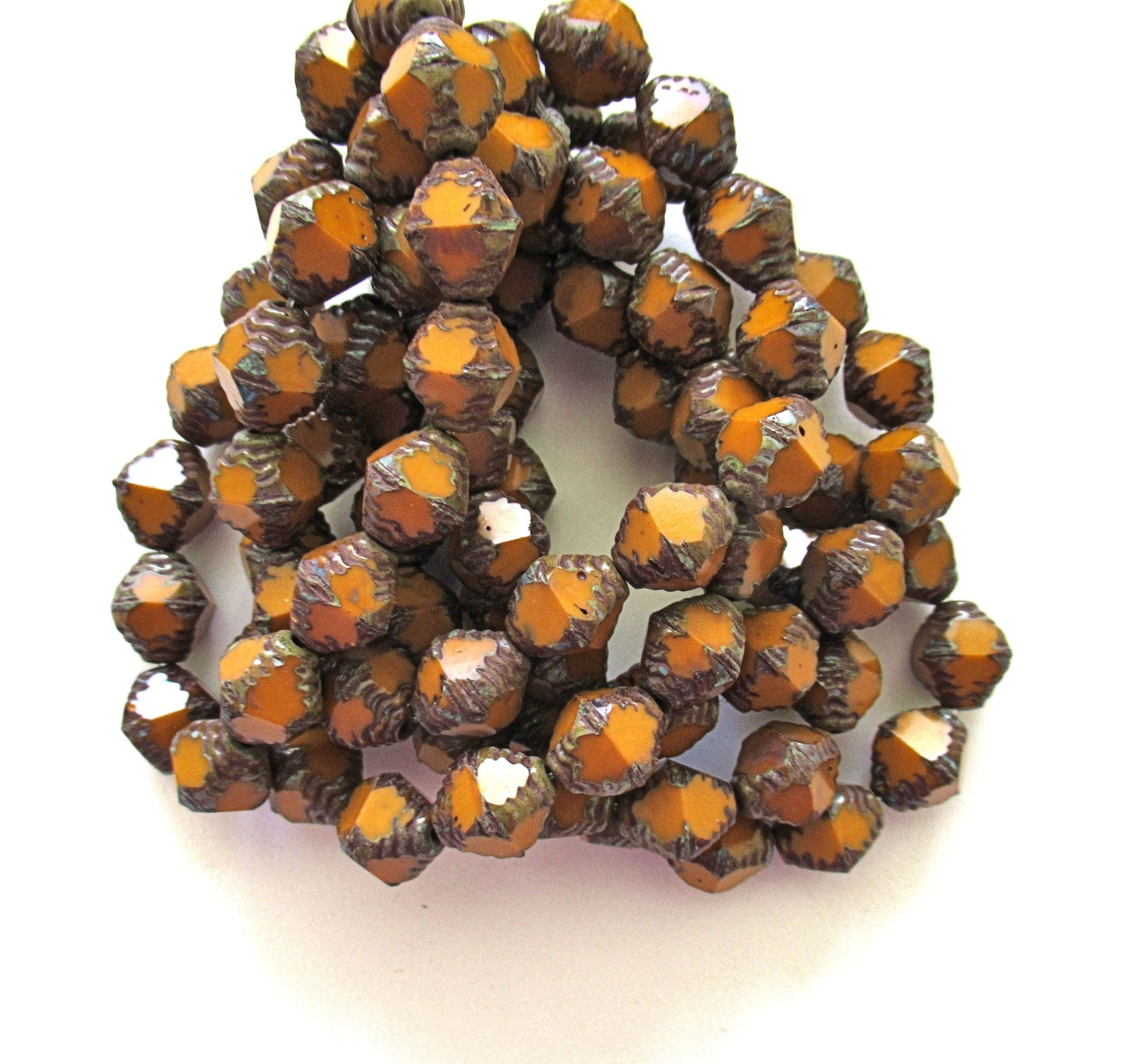 Lot of 15 10mm Ccech glass bicones - opaque pumpkin orange notched beads with picasso accents -, chunky, rustic, carved bicone beads, C00092
