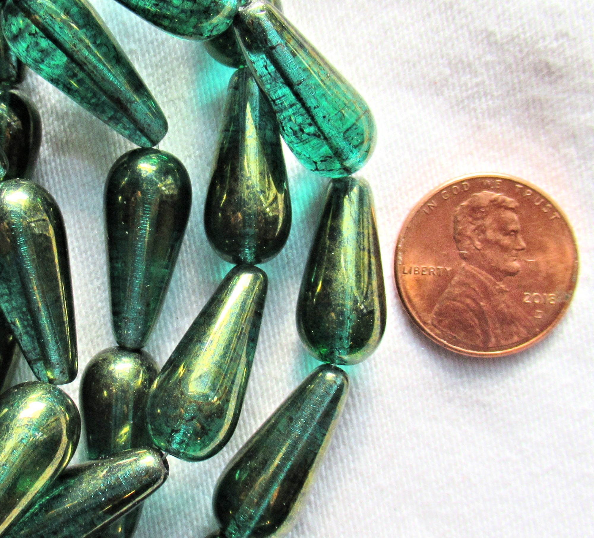 Lot of six Czech glass long teardrop beads - viridian teal green with a splotchy gold finish - 9 x 20mm elongated tear drops 20106