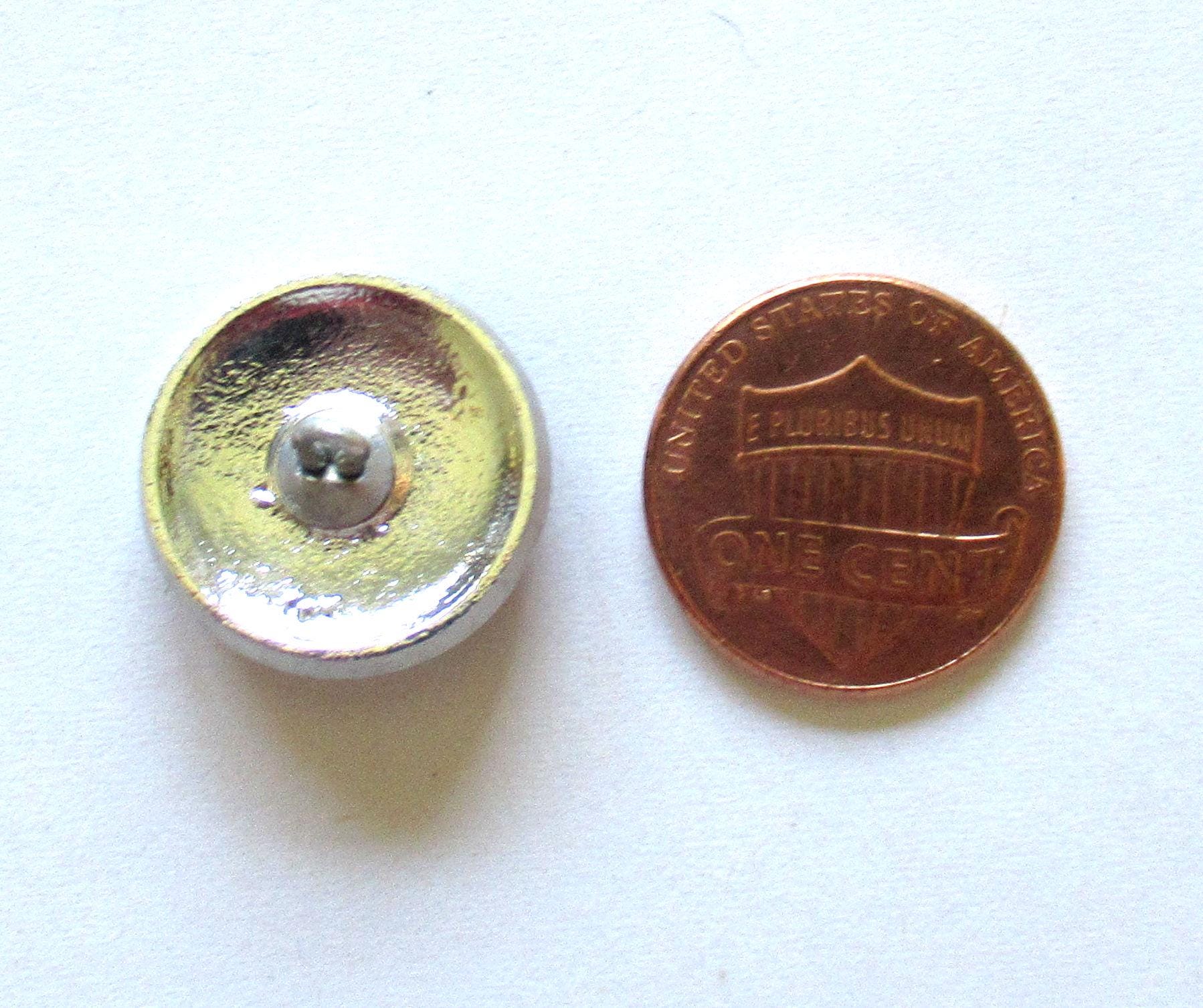 One 18mm Czech glass flower button - pink w/ a copper wash - decorative art glass shank buttons - 00392