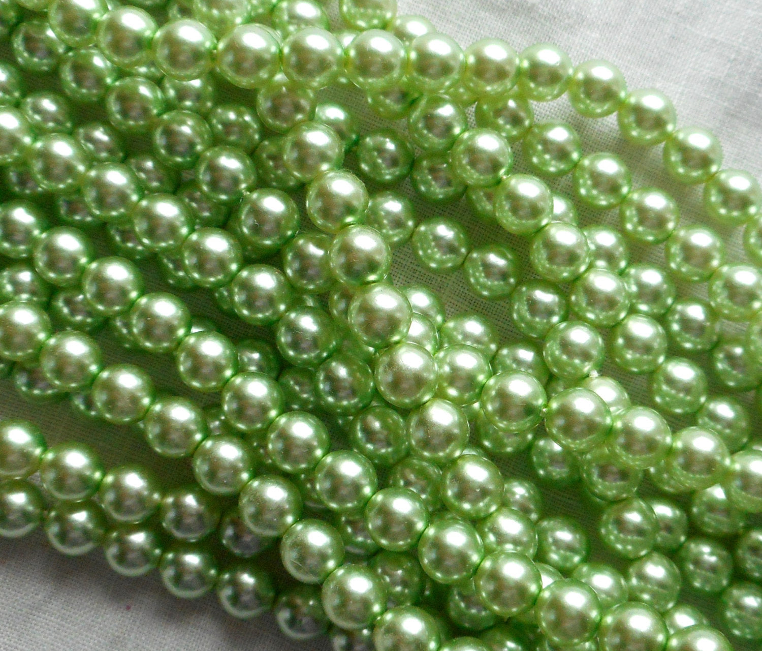 50 6mm green glass pearl druk beads, Light Chrysolite, Mint Green Preciosa Czech round smooth glass pearls C0086