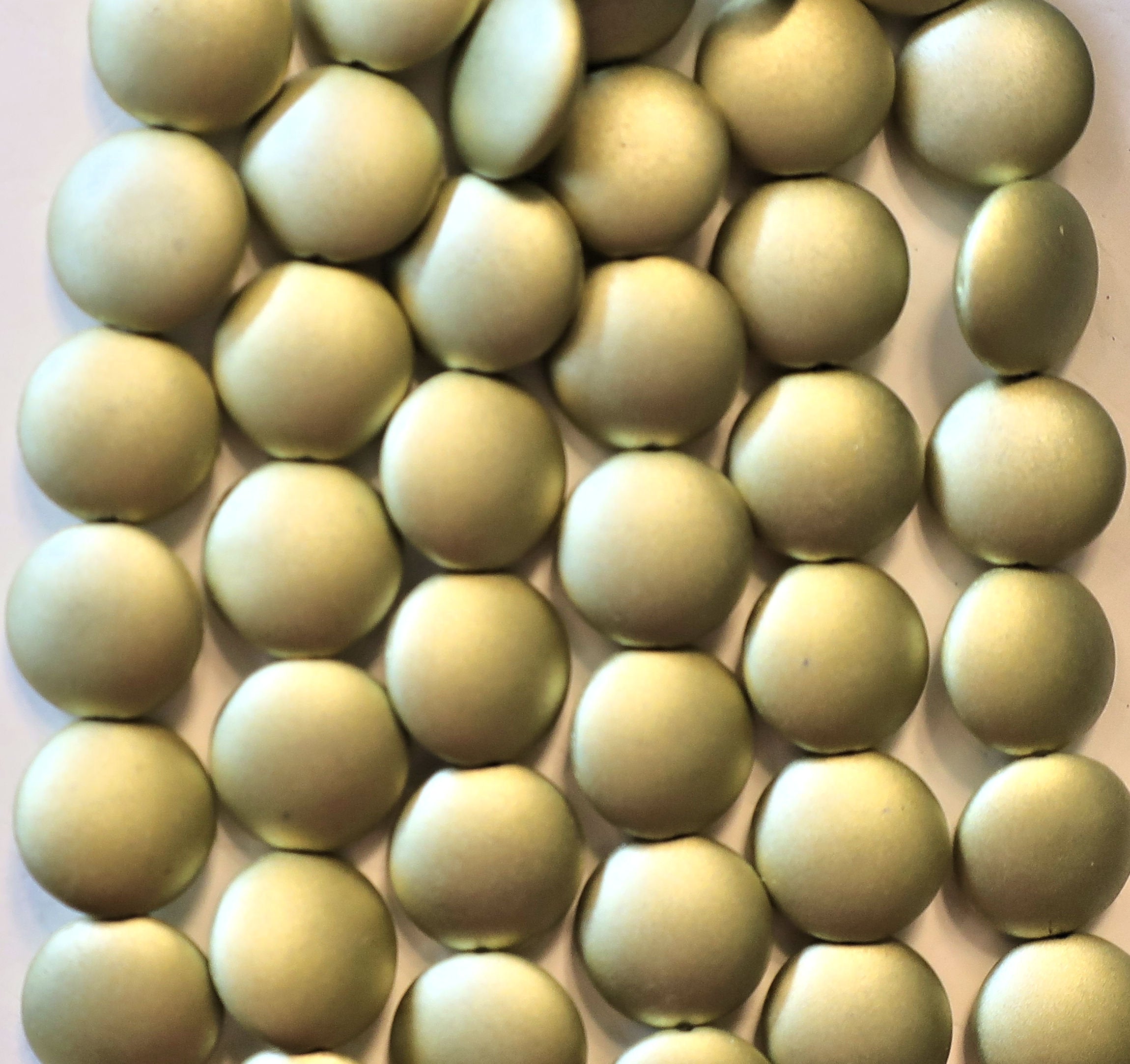 Lot of 8 Czech glass coin beads - 14mm puffy pillow beads - Satin Metallic Chartreuse Gold - C40101