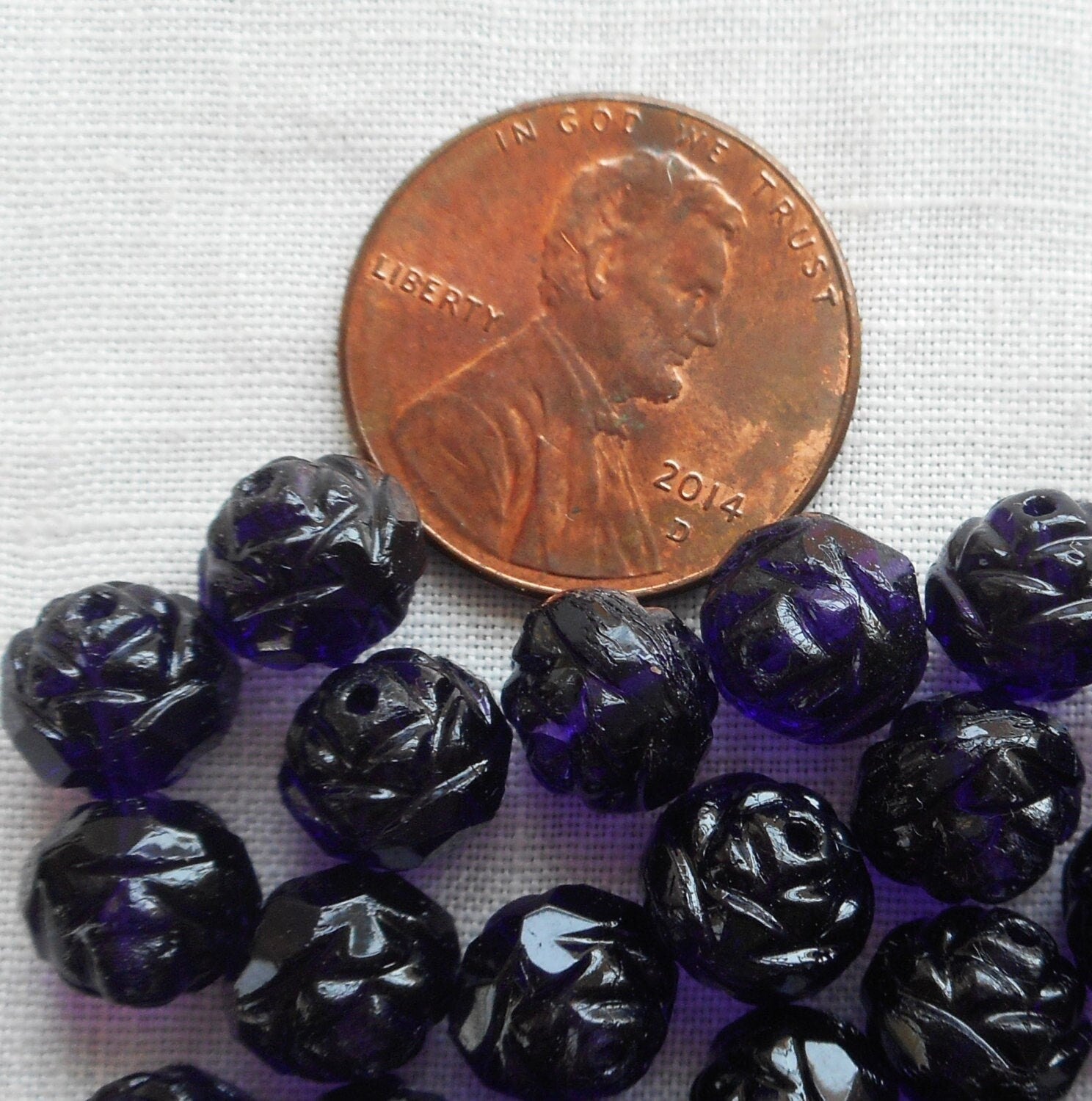 Twelve Tanzanite, Purple, Violet 7 x 8mm Rosebud beads, faceted, firepolished, antique cut, Czech glass beads C5601