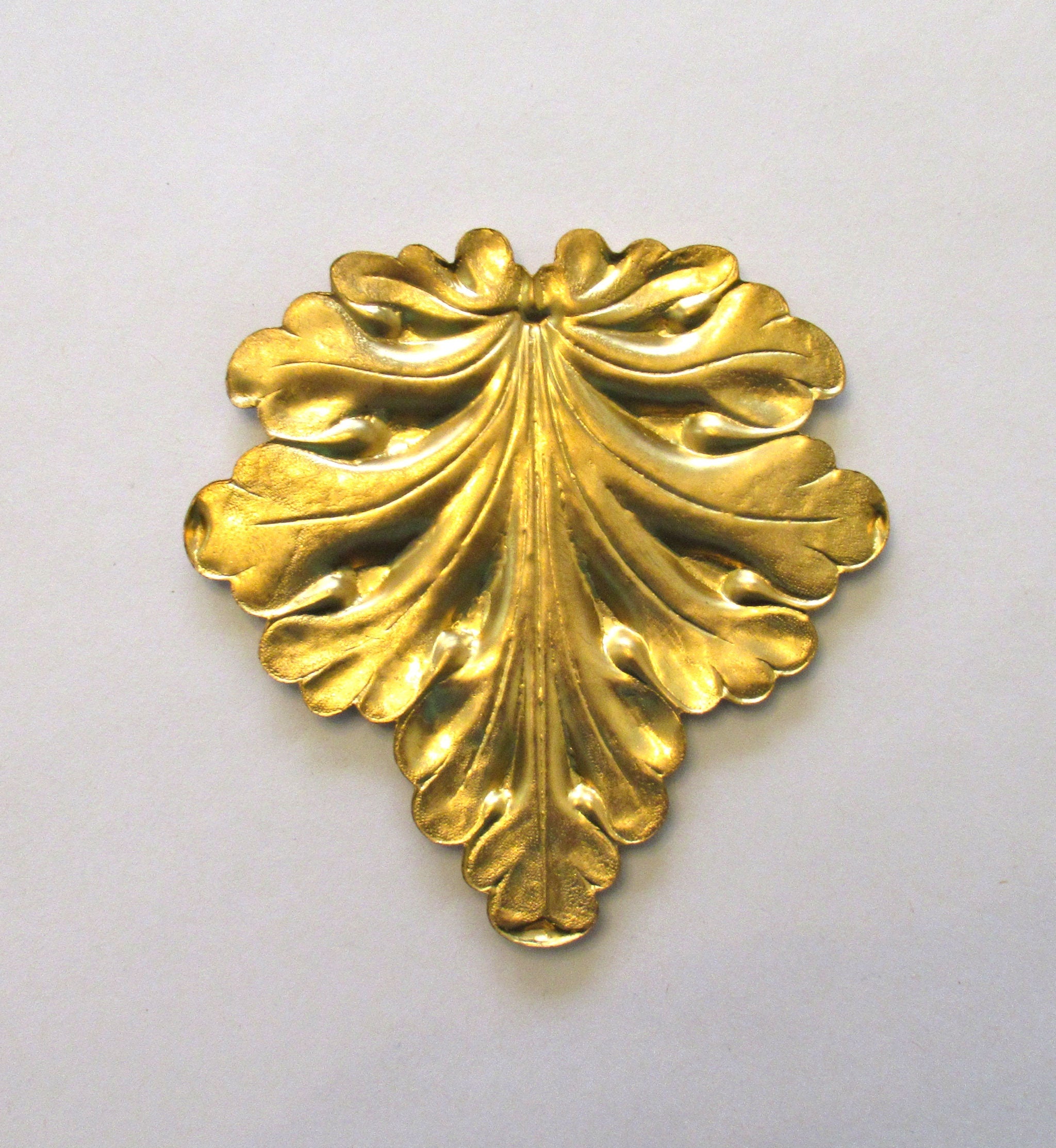 1 extra large leaf raw brass stamping - art nouveau, Victorian pendant, ornament 3.75" x 3.75" inches - made in the USA C00351