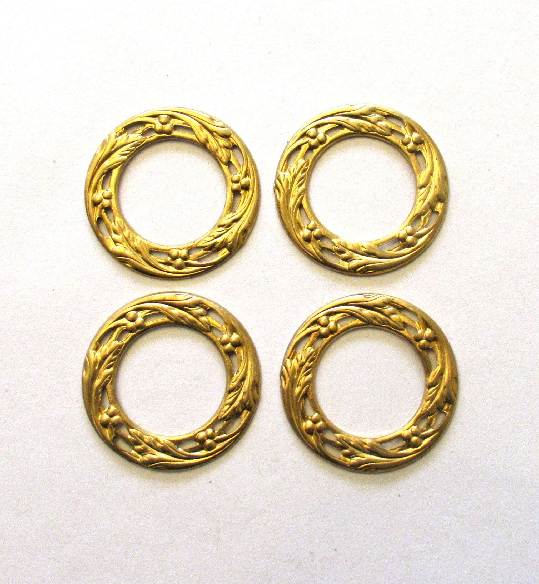 4 raw brass wreath stamping - leaf and berries wreaths - pendants - connector rings - ornaments - 1.125"inches - made in the USA C00002