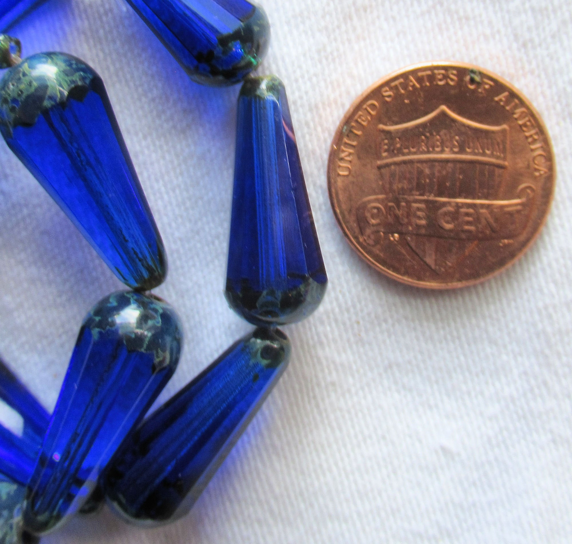 Eureka BASICS Faceted Teardrop Glass Beads COBALT 12x8mm (Pack of 20)