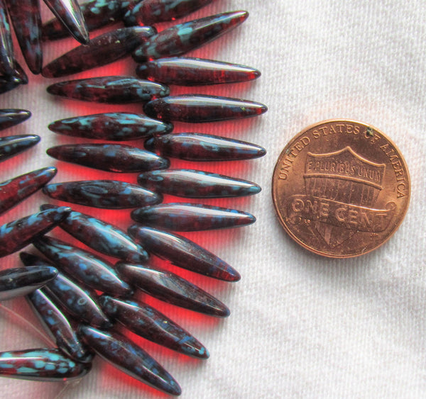 Lot of 50 Czech glass thorn beads - 4 x 15mm - transparent ruby red with a piacsso finish -side drilled thorns C56150