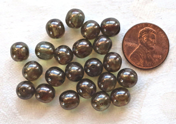 Lot of 25 8mm Czech glass druks, Lumi Green smooth round druk beads C2901 - Glorious Glass Beads