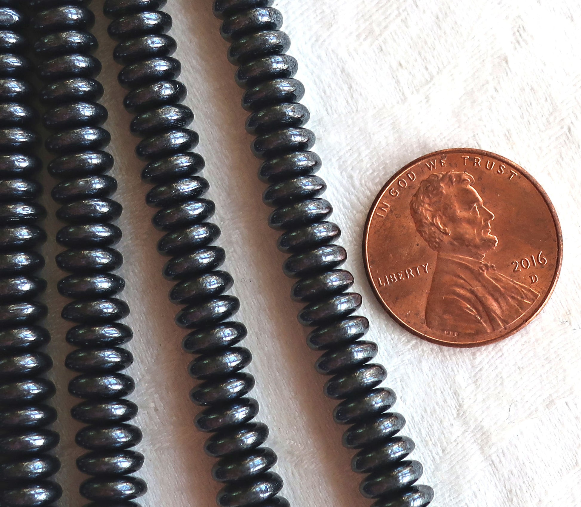Lot of 50 6mm Czech glass rondelle beads, metallic hematite gray flat spacers or rondelles C7601 - Glorious Glass Beads