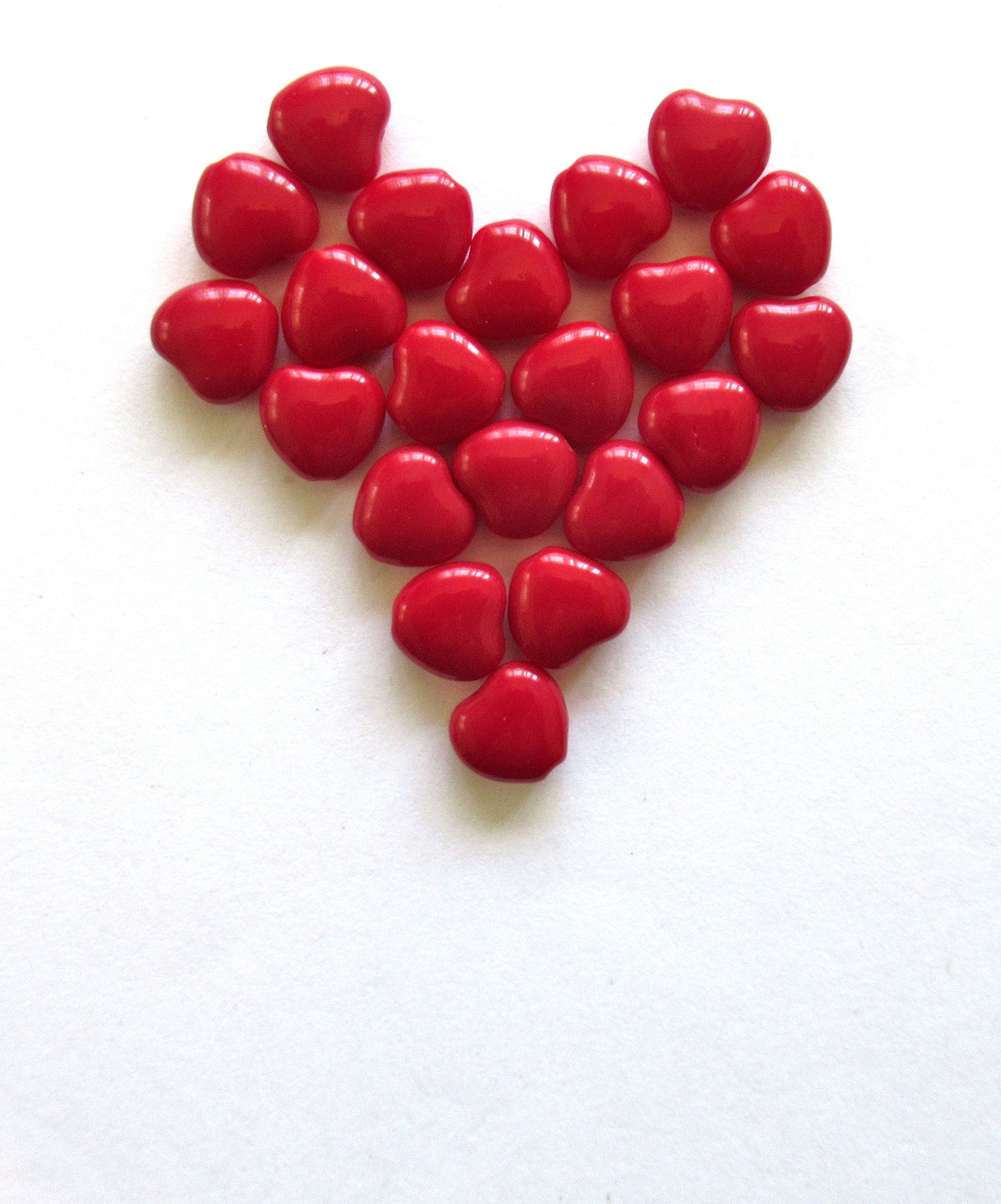Lot of 6 Czech glass large heart beads - 16 x 15mm opaque red heart sh –  Glorious Glass Beads