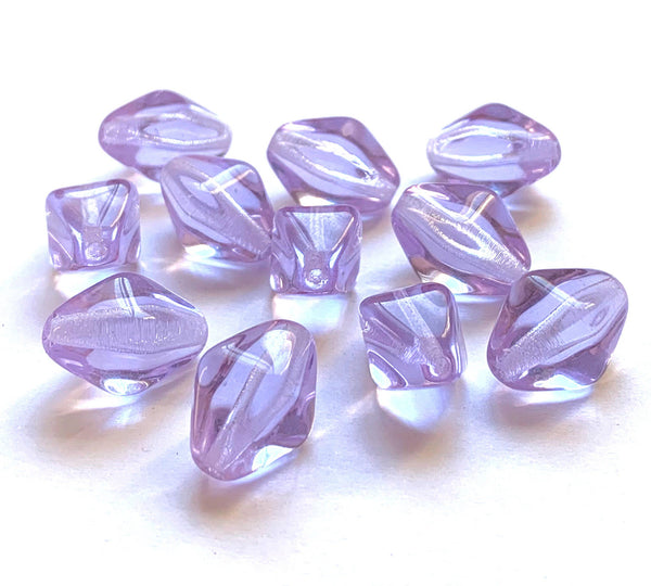 Lot of ten 16 x 13mm lavender or alexandrite chunky lantern, diamond or tube glass beads C0024
