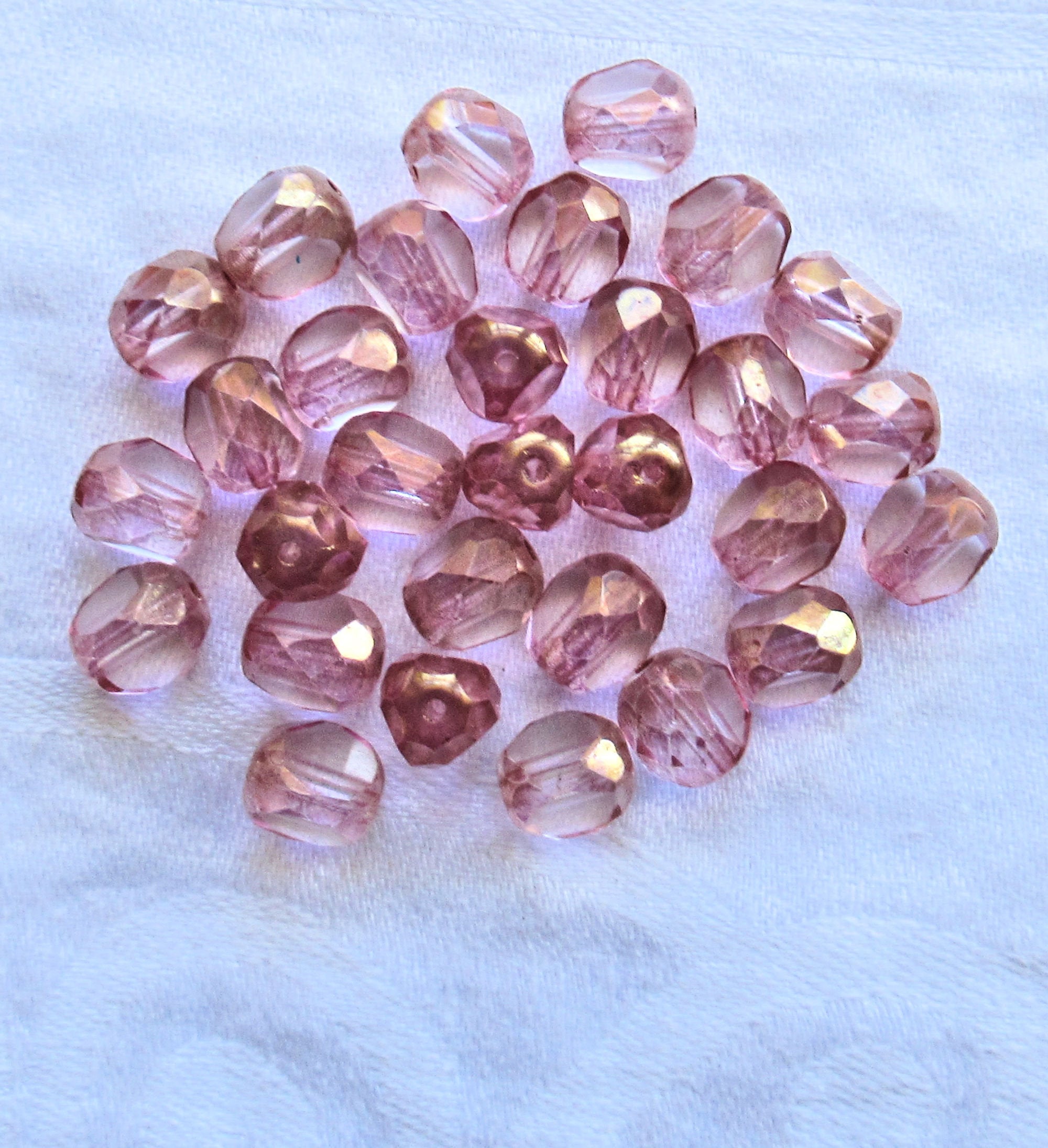 25 Tricut, Tri-cut Czech glass Round beads - pink with gold