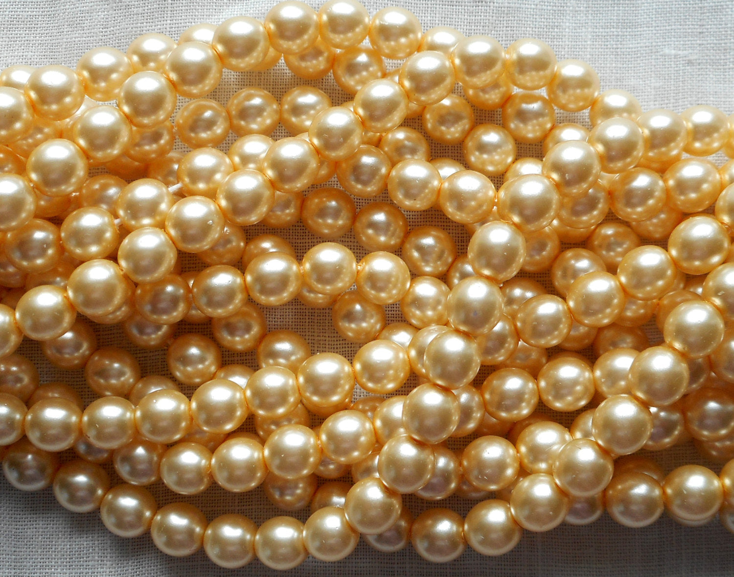 50 6mm cream glass pearl druk beads, off white Preciosa Czech round, smooth glass pearls C5450