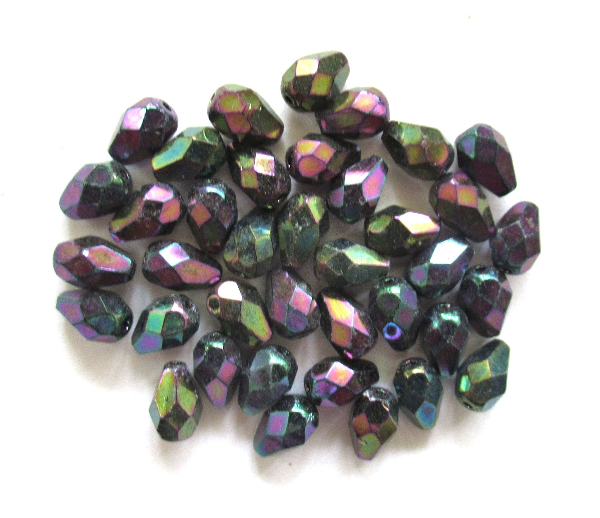 Lot of 25 7 x 5mm Czech glass purple iris teardrop beads - faceted fire polished beads C0067