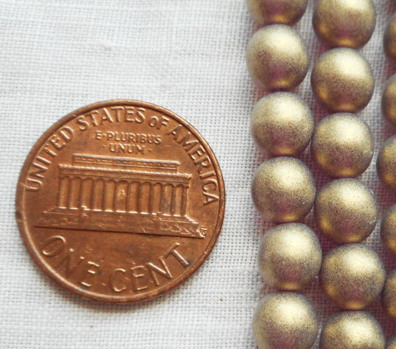 Lot of 50 6 mm Czech glass druks, Matte metallic Sueded Gold Amethyst smooth round druk beads C9850