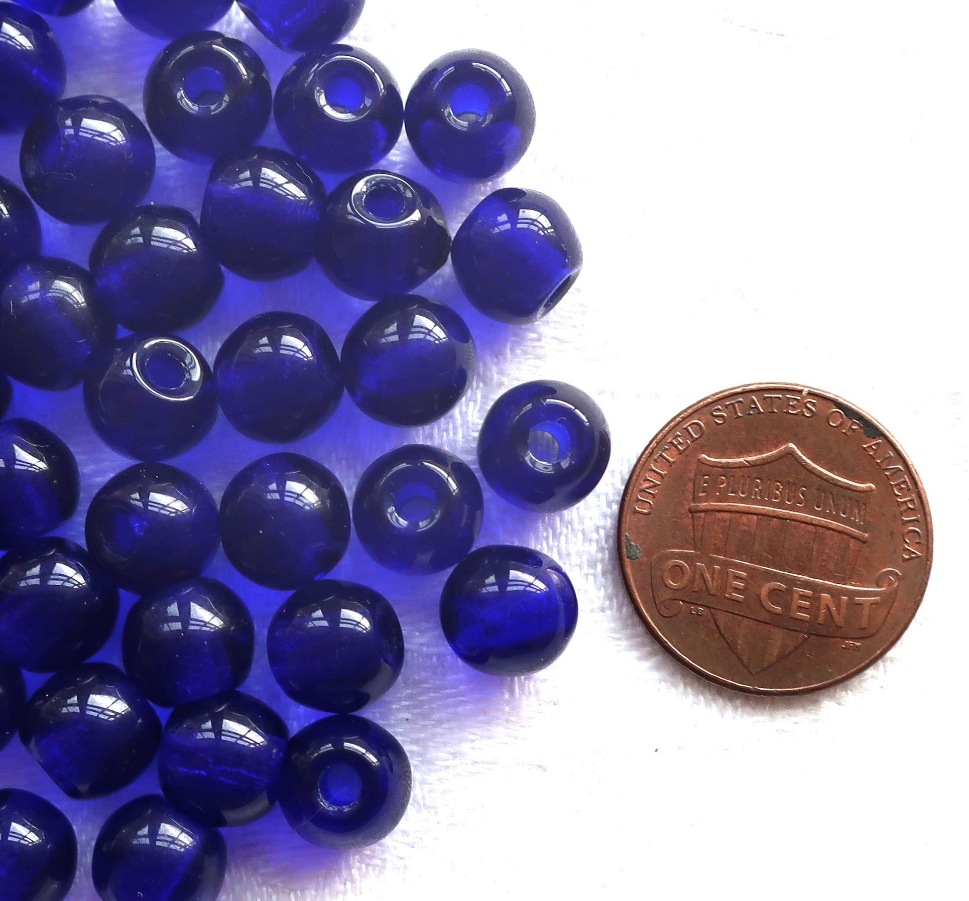 Lot of 25 8mm Czech glass big hole druks - Cobalt Blue smooth round druk beads with 2mm holes C8401 - Glorious Glass Beads