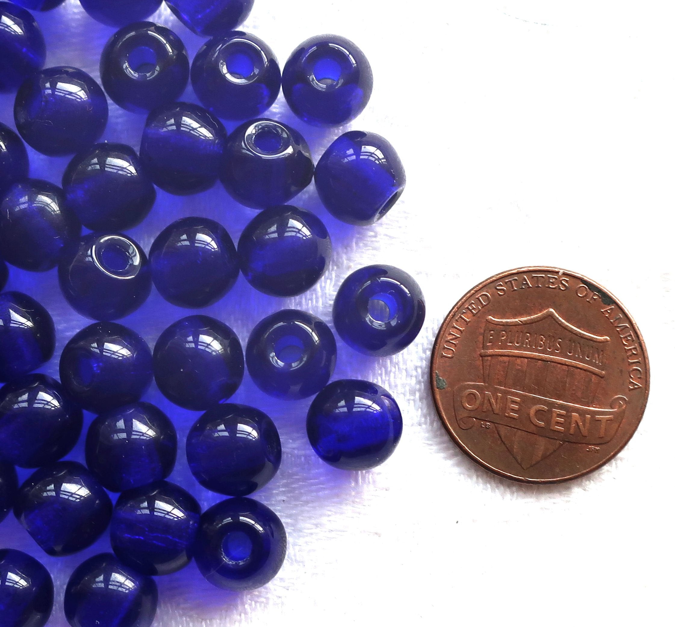 Lot of 25 8mm Czech glass big hole druks - Cobalt Blue smooth round druk beads with 2mm holes C8401 - Glorious Glass Beads