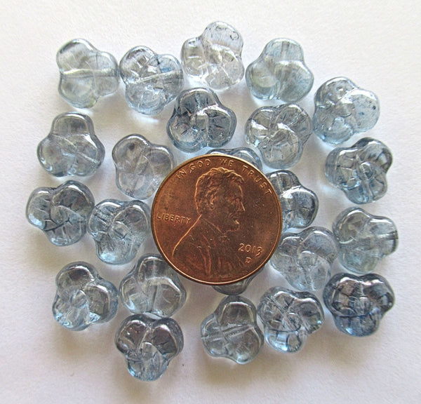 Lot of 25 9mm Czech glass pansy beads - flat transparent lumi blue flower beads C00411