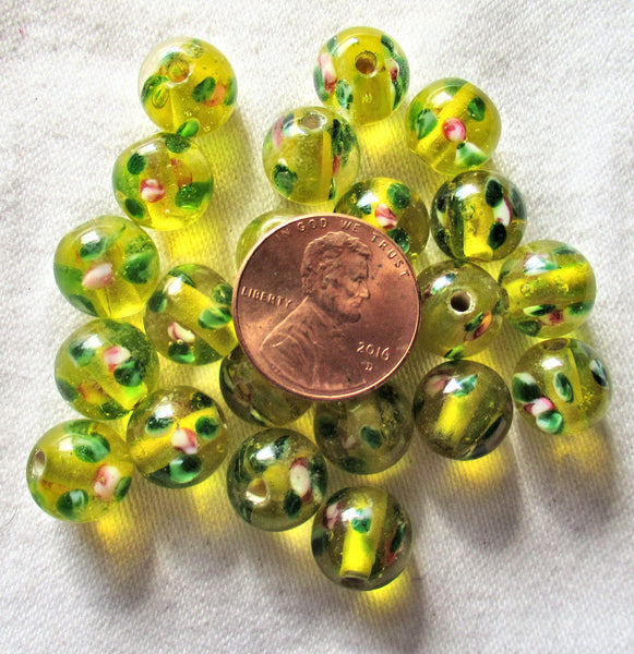 Lot of ten 10mm yellow smooth round floral druk beads - made in India glass flower druks C5801
