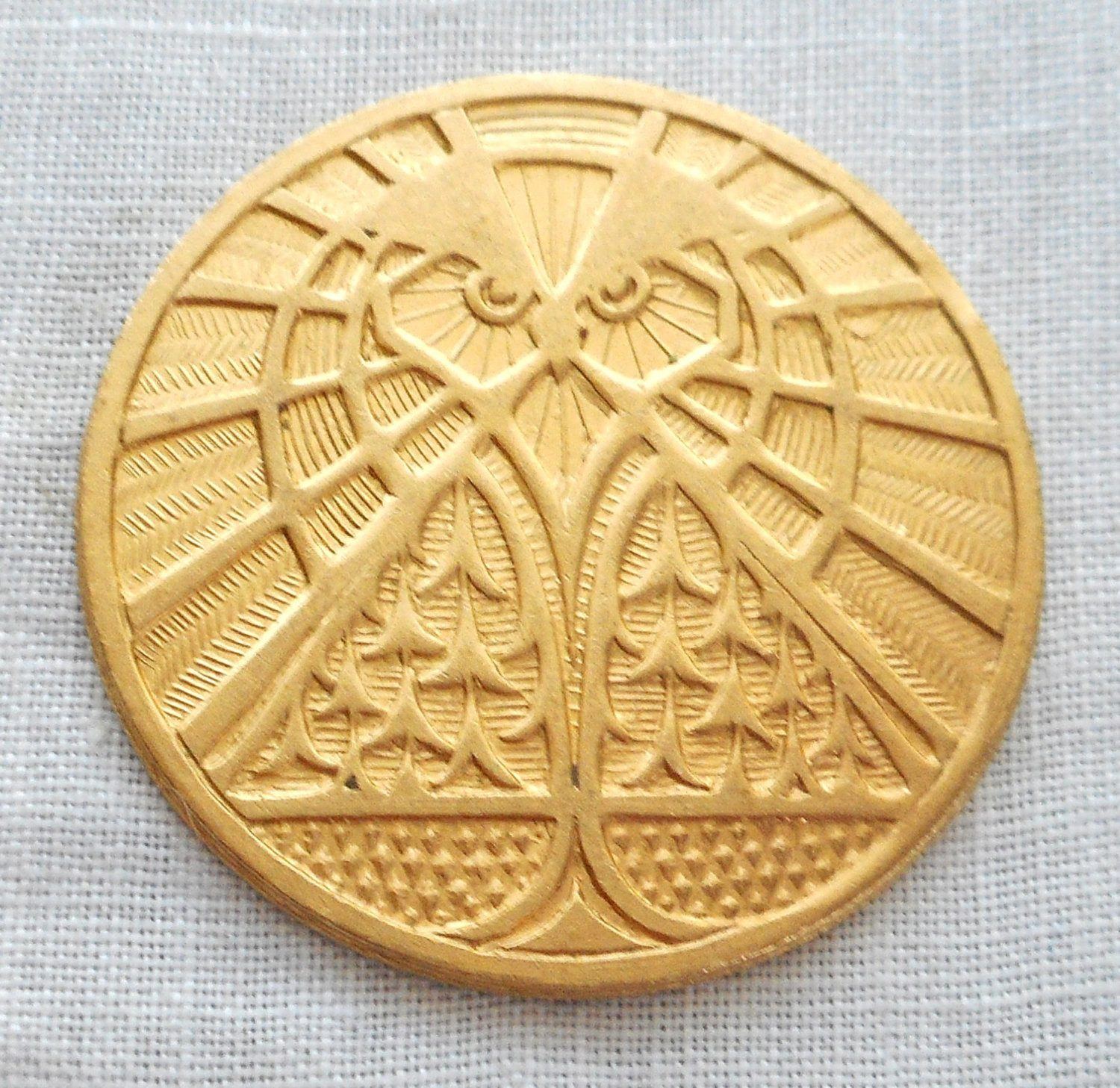 One raw brass art nouveau deco owl medallion, pendant, charm, brass stamping, 31mm, made in the USA C6601 - Glorious Glass Beads