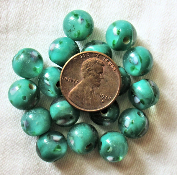 Lot of ten 10mm green smooth round floral druk beads - made in India glass flower smooth round druks C5901