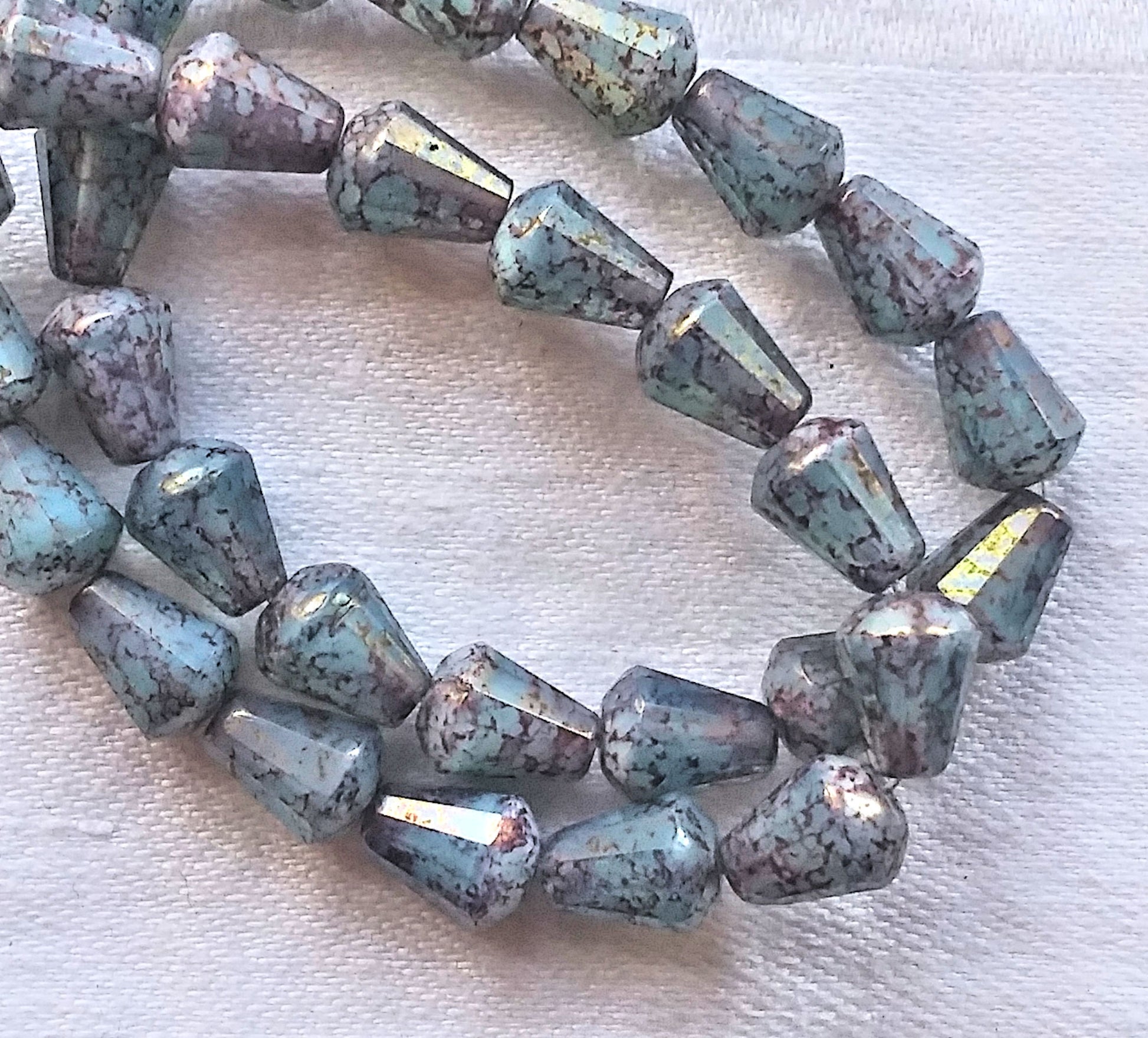 Lot of 15 Czech glass teardrop beads - blue opal with a marbled purple / gold finish - special cut 8 x 6mm faceted firepolished beads C82101 - Glorious Glass Beads