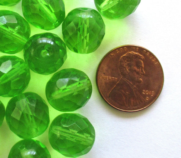 Ten Czech glass fire polished faceted round beads - 12mm peridot green beads C0018