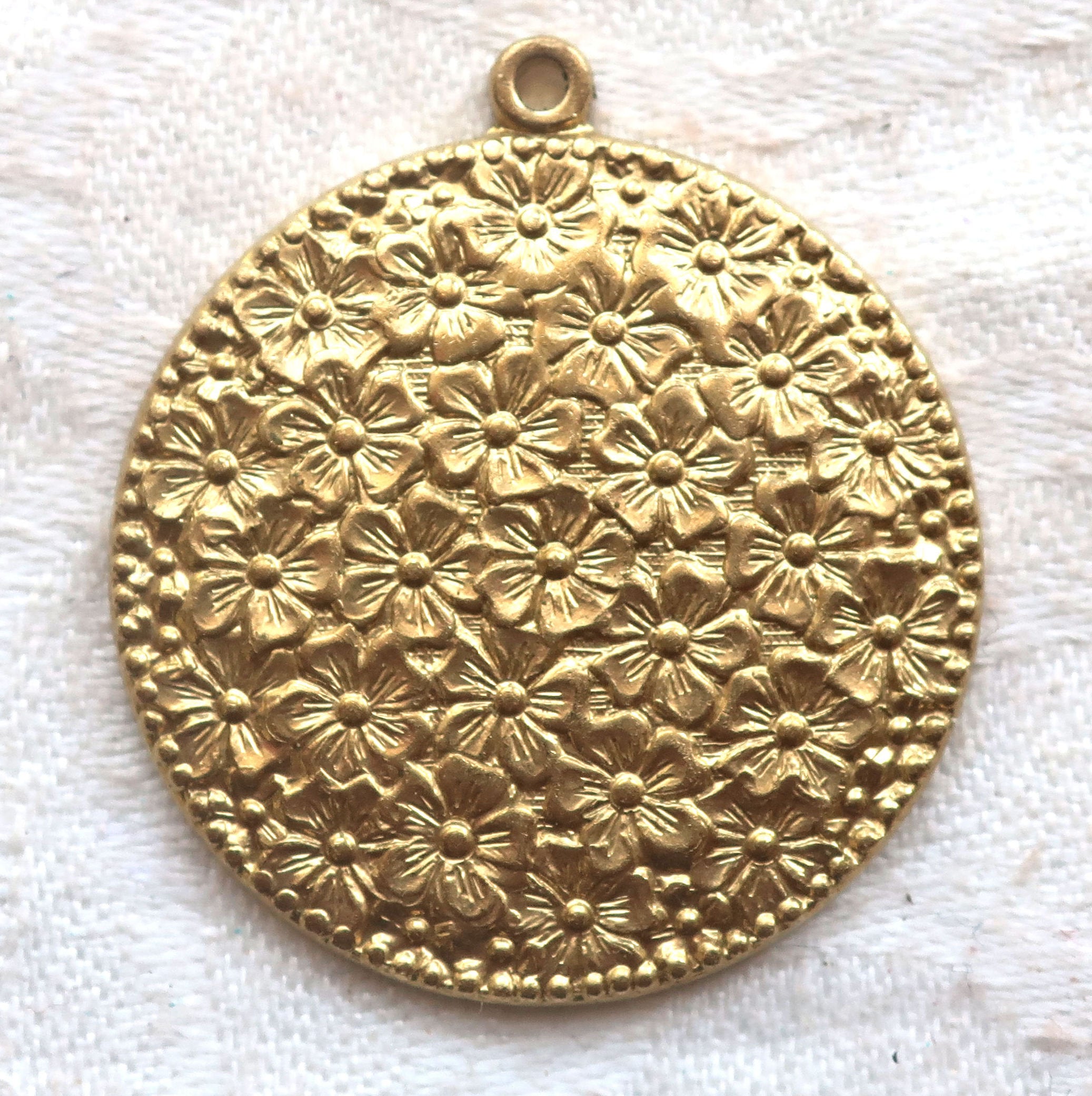 One round raw brass Victorian floral pendant brass stamping, small flowers ornament with ring, 30mm, made in the USA C10101 - Glorious Glass Beads