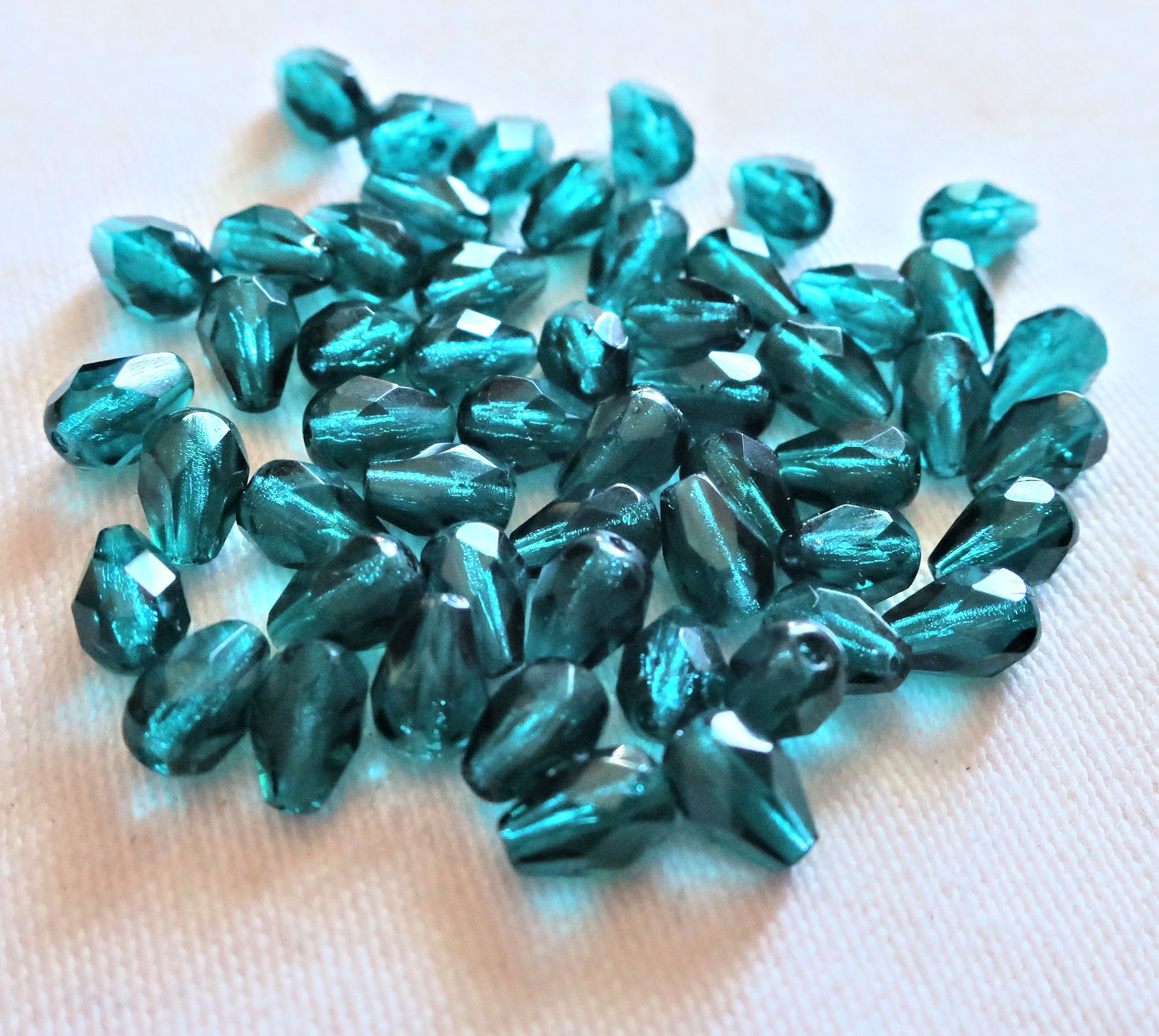Lot of 25 6mm Czech glass blue green drop beads - teardrop shaped blue zircon / teal firepolished faceted beads C5701