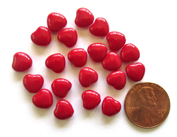 Lot of 25 Czech glass beads - 8mm opaque red heart shaped beads C0086